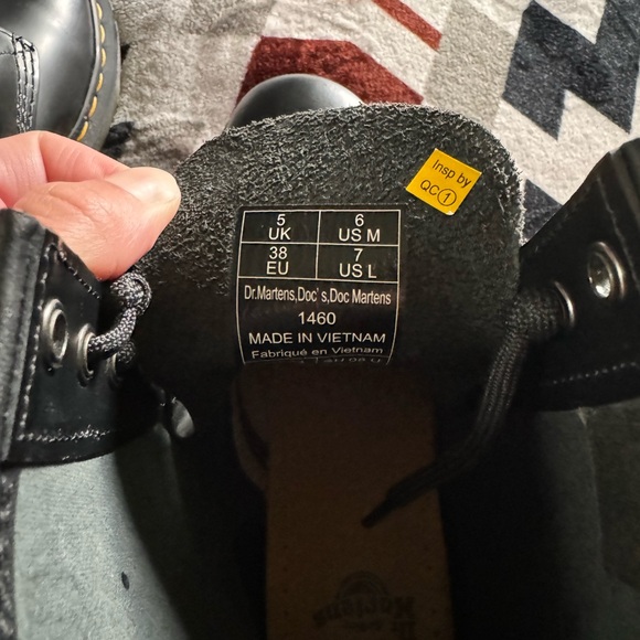 NWOT Dr. Martens 1460 Boots: Black Smooth Leather - Picture 2 of 9